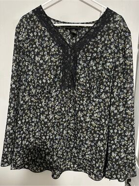 Venezia Women's Black Floral Lace-Trim Blouse 14/16